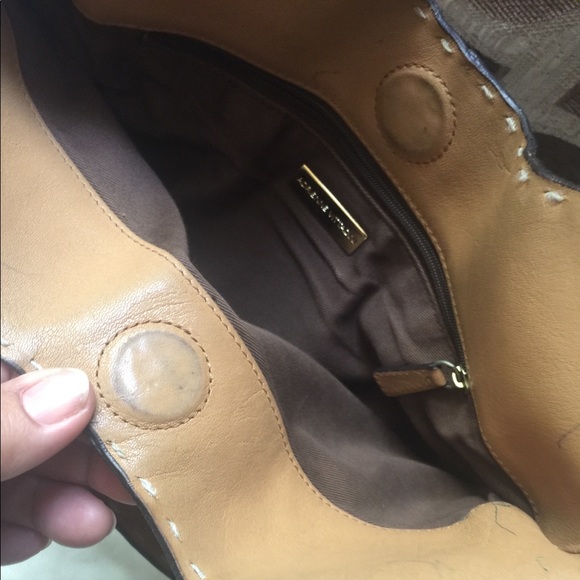 Purse of Adrienne Vittadini - Picture 2 of 2